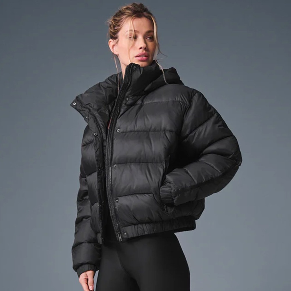 NWOT Alo Aspen Love black puffer jacket